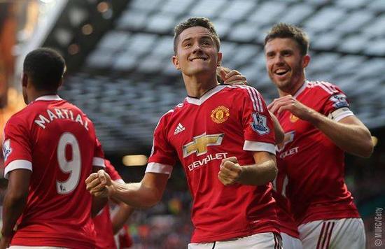 他在中場快 他在中場快